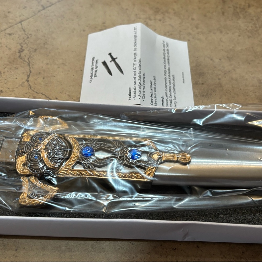 Collectible decor Gladiator Sword sku 001RP9 13.75” BNIB - Picture 5 of 6